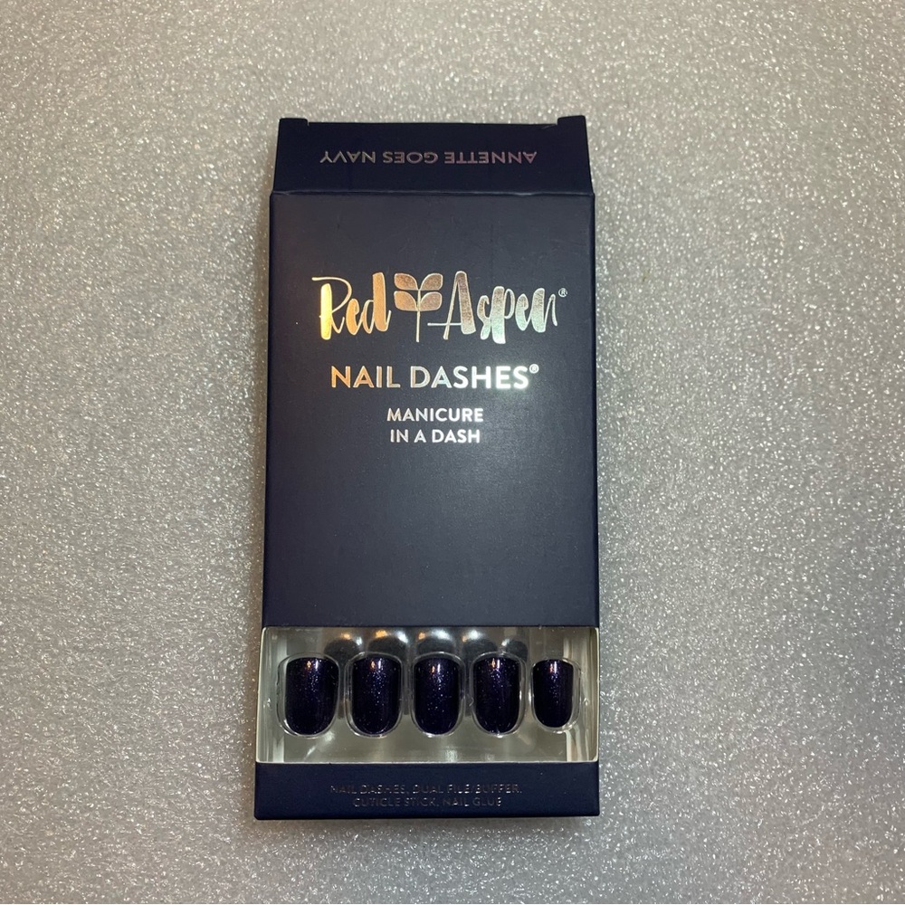 Red Aspen Nail Dashes - Dark Navy Press-On Nails
